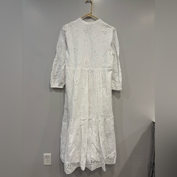 Zara Elegant White Eyelet Resort Dress - Picture 6 of 11